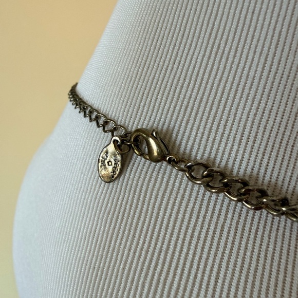 ROBERT ROSE Green Locket Necklace - Picture 5 of 6